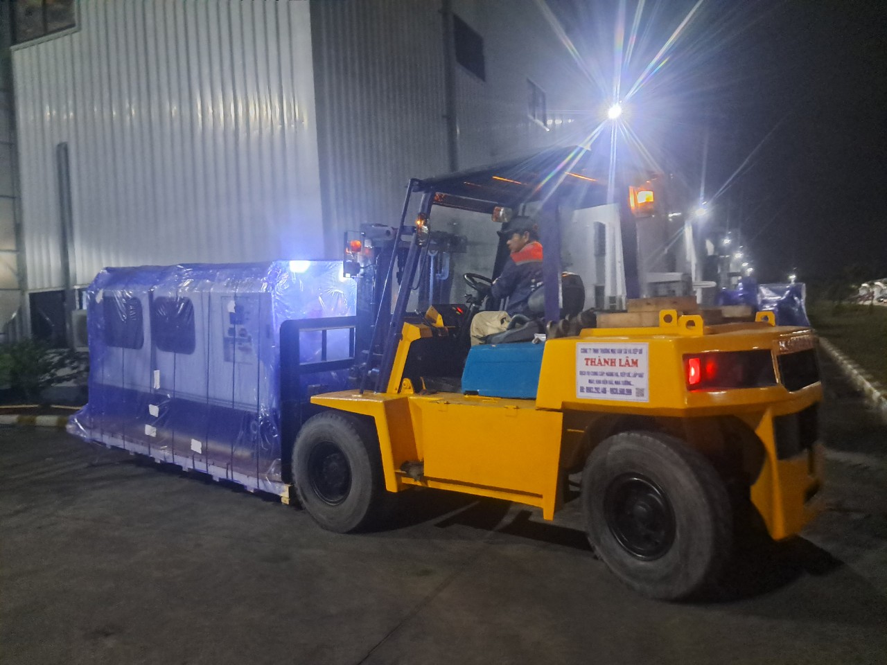 Xe Nâng cho thuê tại Nam cầu Kiền Hải Phòng