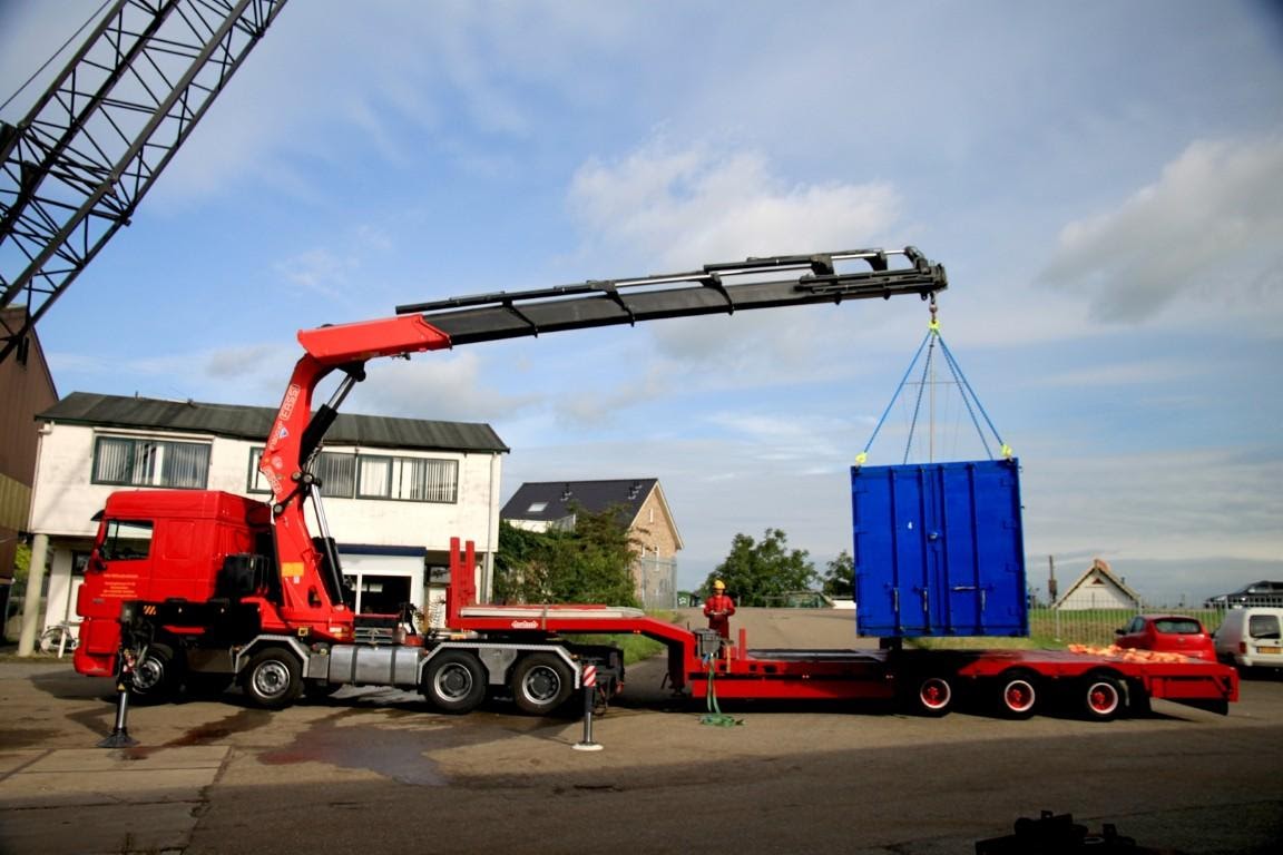 Dịch vụ nâng hạ tại cầu cảng Hải Phòng