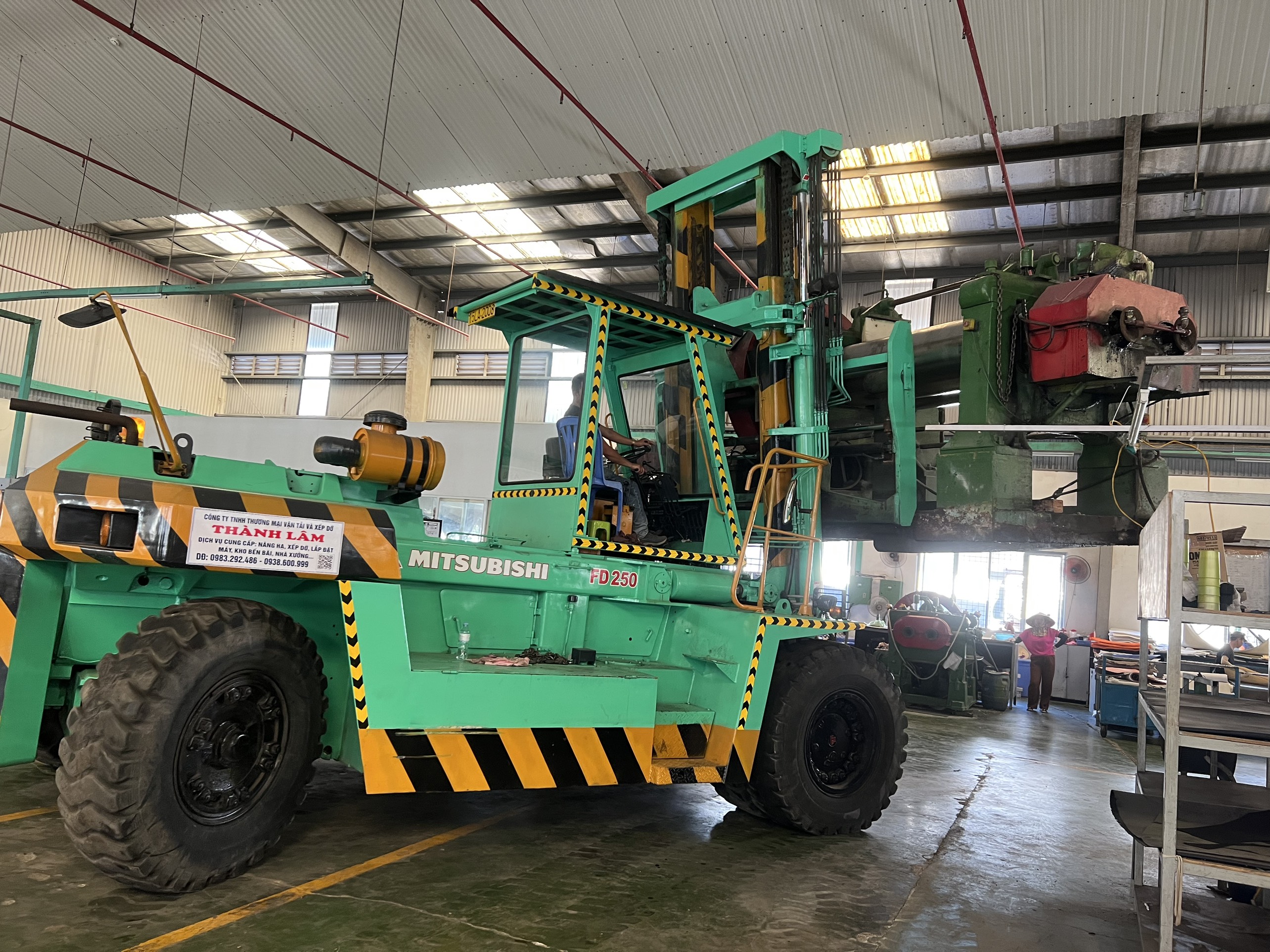 Thuê xe nâng điện chuyên nghiệp tại Hải Phòng